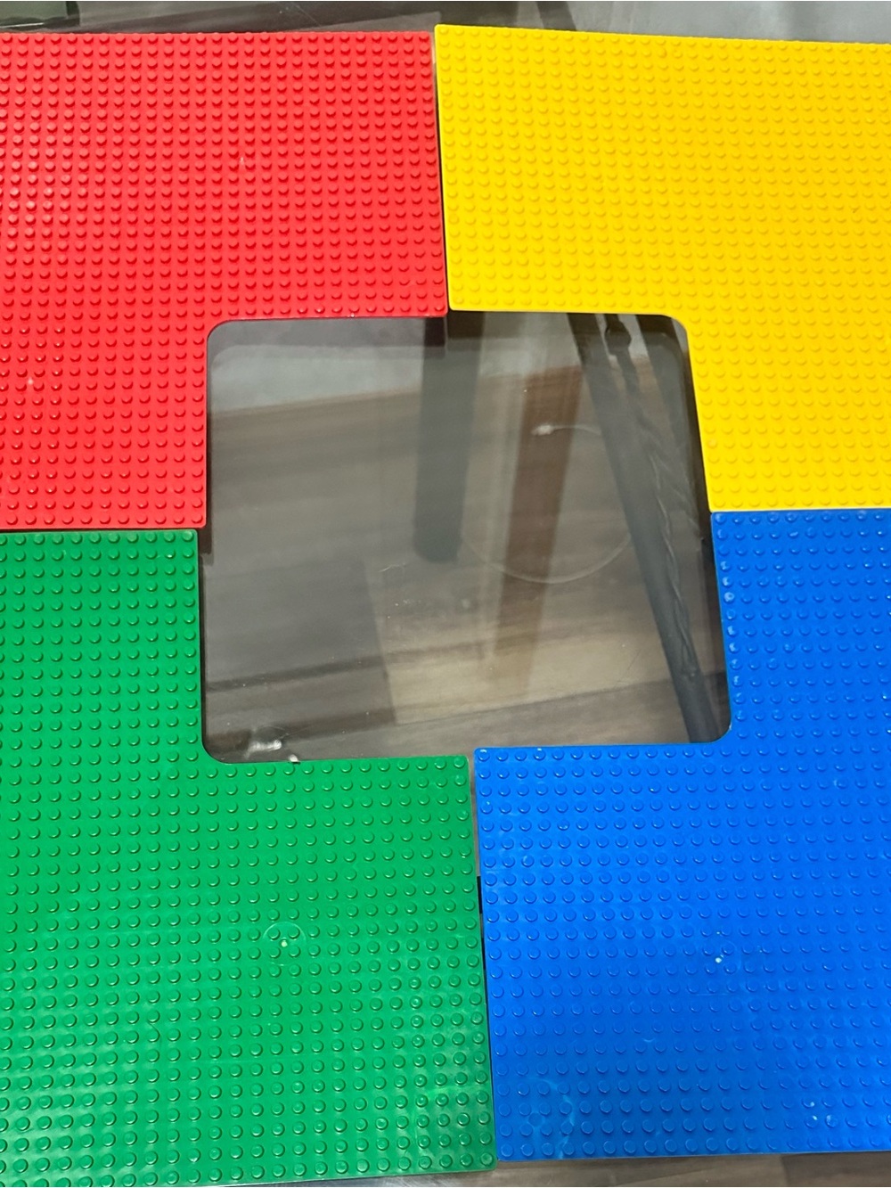 Interlocking Building Base Plates - Red, Yellow, Green, Blue